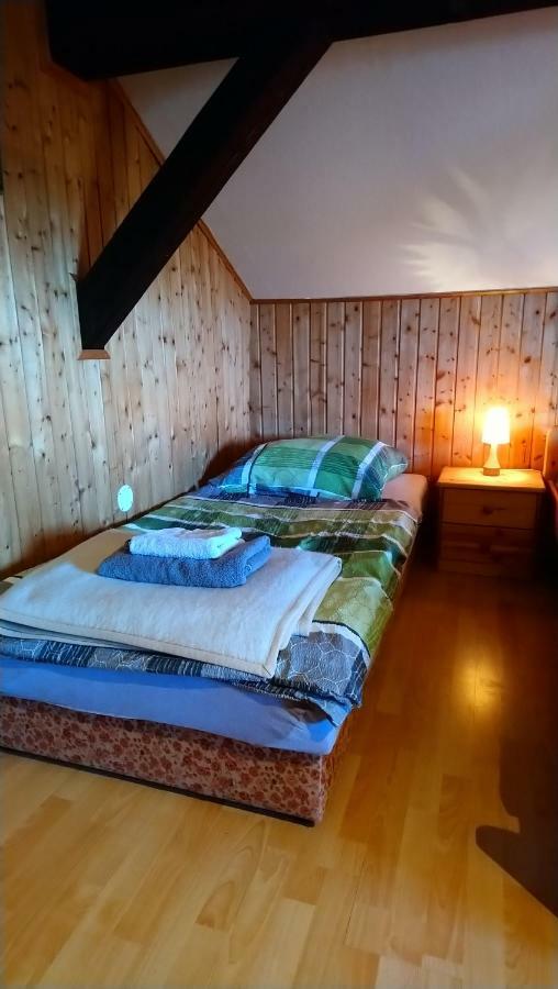Gaestehaus Burgwald-Trekking Mittelsimtshausen Экстерьер фото